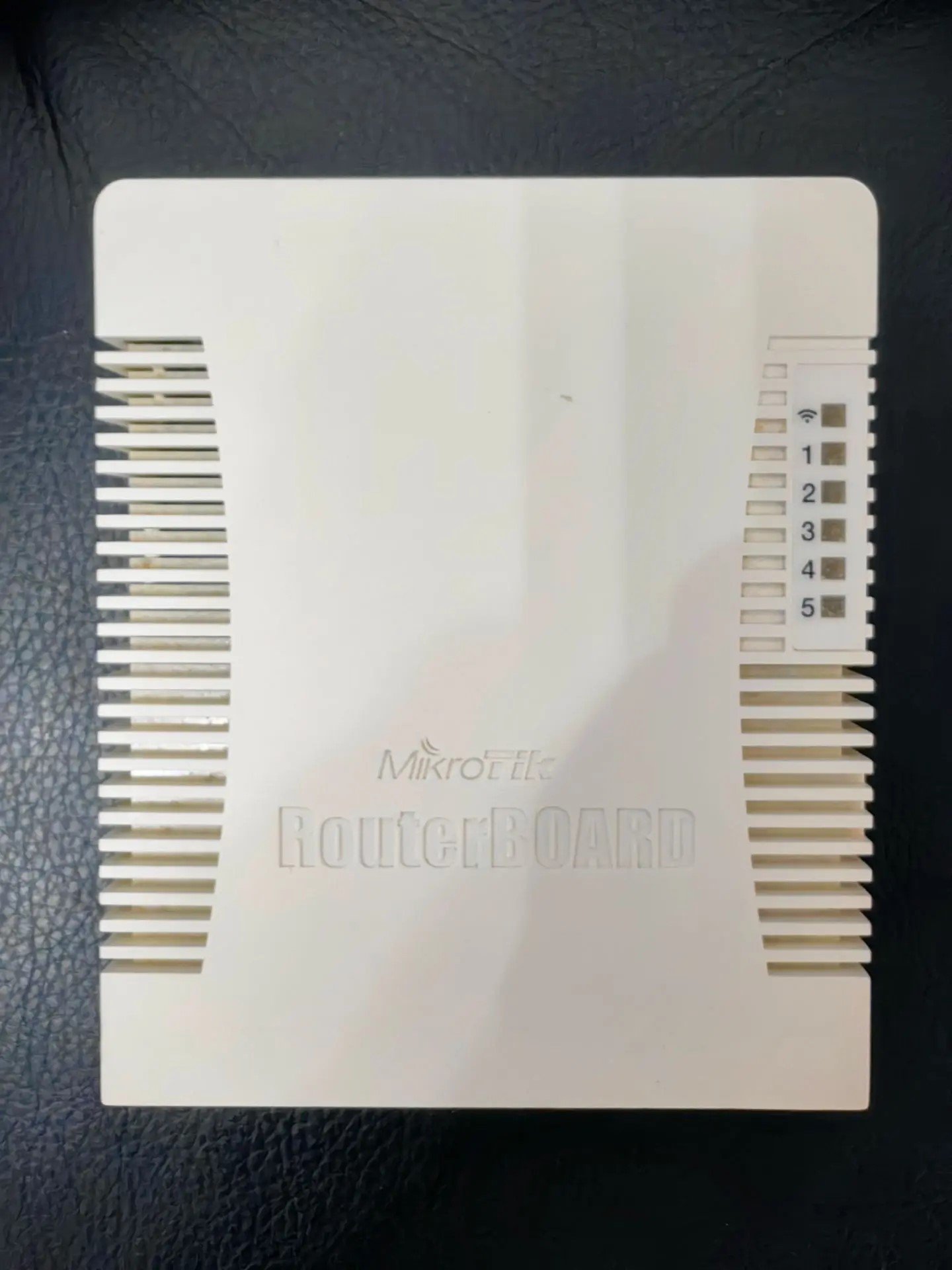 Роутер Mikrotik